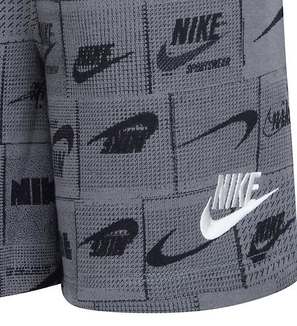 Nike Sweatshorts - Smoke Grey