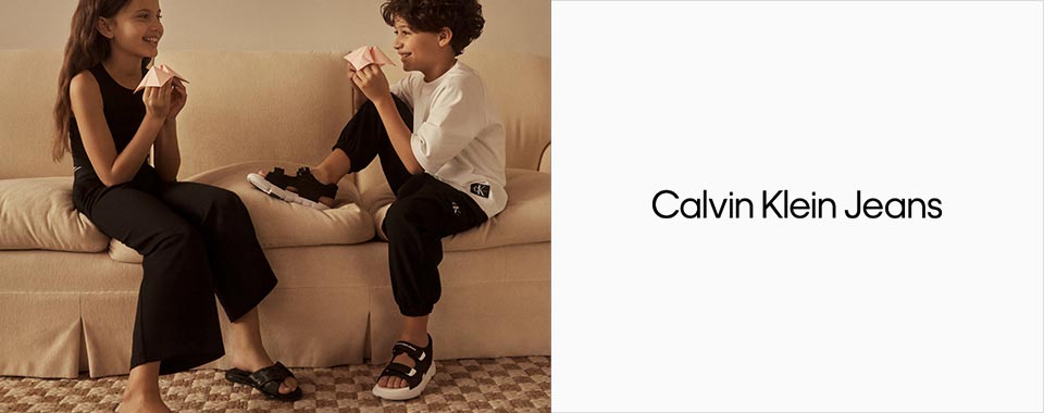 Calvin Klein brnetj og tj til teen