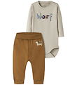 Name it Body l/æ Set - NbmVroels - Island Fossil/Rubber