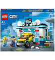 LEGO® City - Bilvask 60362 - 243 Dele