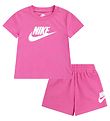 Nike Shortsst - Shorts/T-shirt - Playful Pink