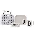 Design Letters Spisest - Classics In A Suitcase - D