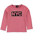 Petit by Sofie Schnoor Bluse - Mørk Pink m. NYC