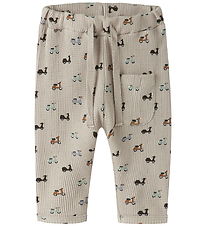 Name it Sweatpants - NbmNooter - Island Fossil