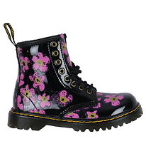 Dr. Martens udsalg Gratis hjemmelevering i Danmark