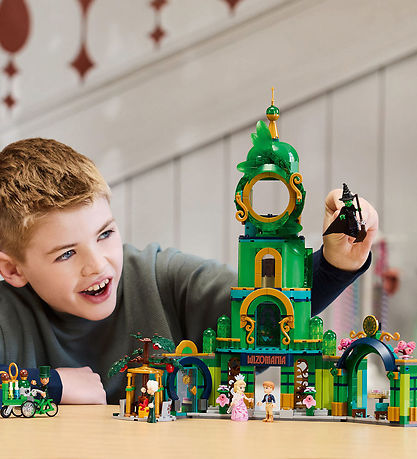 LEGO® Wicked - Velkommen til Emerald City 75684 - 945 Dele