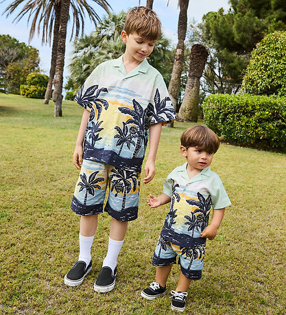 Molo Shorts - Adi - Beach Banana