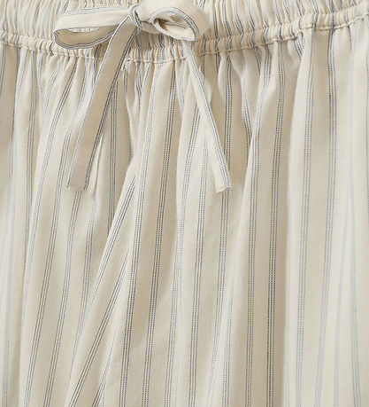 Sofie Schnoor Shorts - Zahrasy - Antique White m. Striber