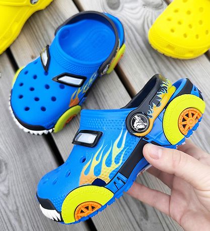 Crocs Sandaler - Classic IAM Monster Truck Cg T NeOc - Neon Ocea