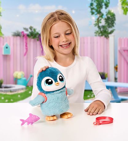 Little Live Pets - My Walking Penguin