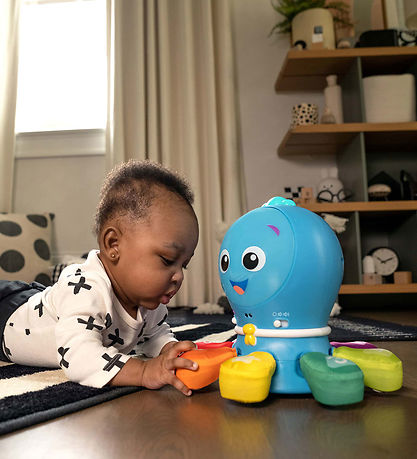 Baby Einstein Aktivitetslegetøj - 4-i-1 Crawl & Chase Pal - Go O