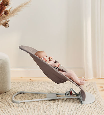 BabyBjørn Skråstol - Bliss - Quiltet - Sandgrå
