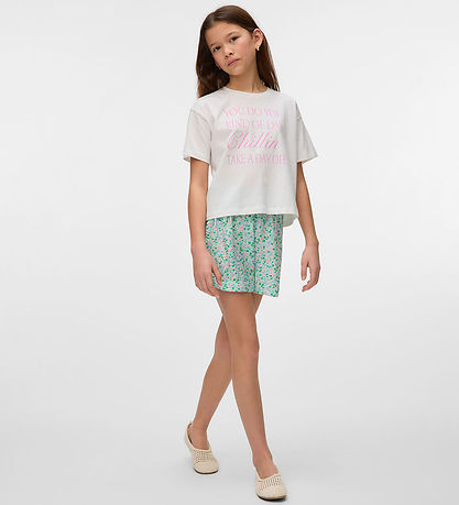 Vero Moda Girl Shorts - VmIris - Cloud Dancer/Ditsy