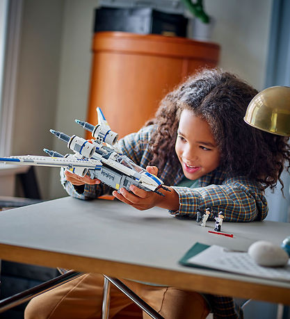 LEGO® Star Wars - Oprørernes U-Wing-Stjernejager - 75399 - 594 D