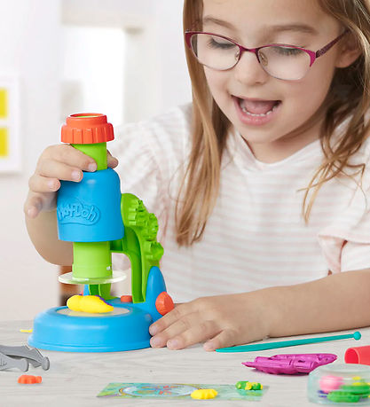 Play-Doh Modellervoks - Light & Look Microscope