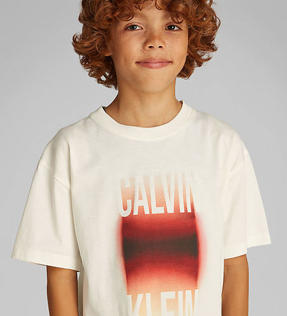 Calvin Klein T-shirt - Gradient Graphic - Tofu