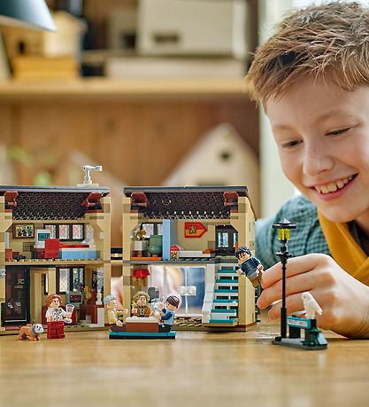 LEGO® Harry Potter - Ligustervænget: Tante Marges besøg 76451 - 