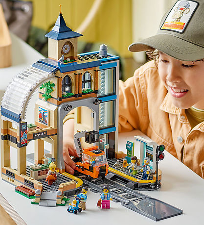 LEGO® City - Hovedbanegård 60469 - 752 Dele