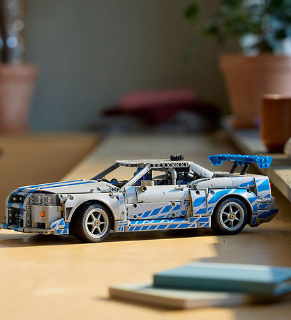 LEGO® Technic - 2 Fast 2 Furious Nissan Skyline GT-R (R34)-bil 4
