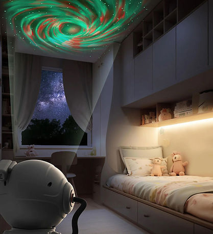Mobility on board Stellar Light - Space - Silver Astronaut