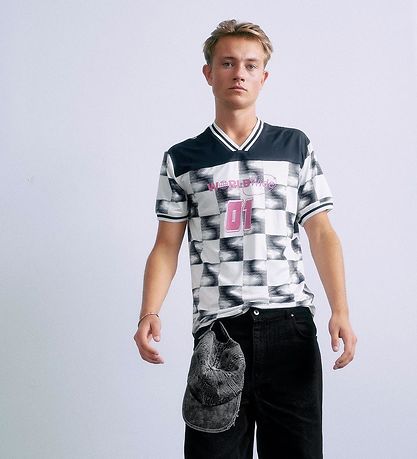 Grunt T-shirt - GrRome - Navy/Hvid m. Pink
