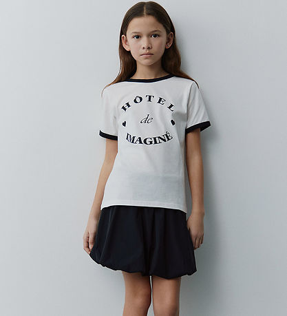 Sofie Schnoor T-shirt - Maggiesy - Snow White