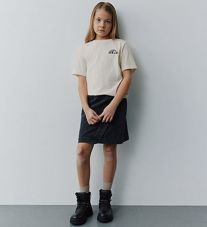 Sofie Schnoor T-shirt - Zena - Light Sand m. Croissant