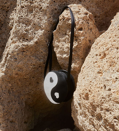 Molo Skuldertaske - Yin Yang - Sort