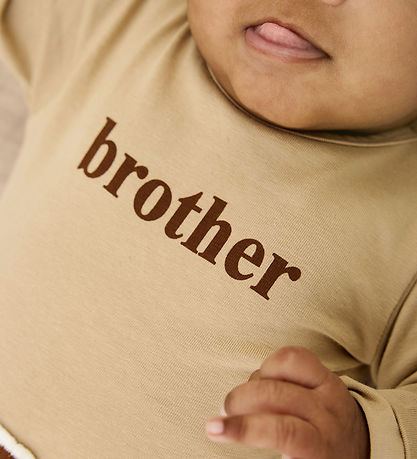 The New Siblings Body l/æ - TnsbBrother - Humus