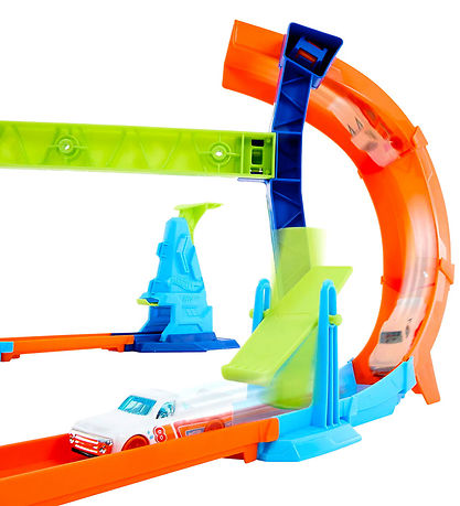 Hot Wheels Bilbane - Stunt Tracks - Corkscrew Jump Champion