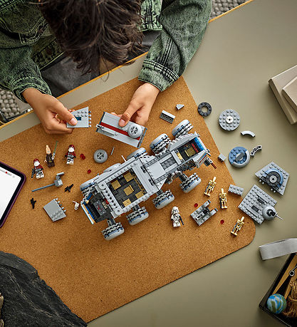 LEGO® Star Wars - Republik-Juggernaut 75413 - 813 Dele