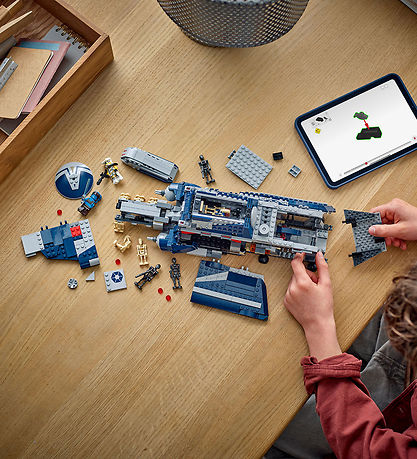 LEGO® Star Wars - Slaget Om Felucia 75435 - 976 Dele