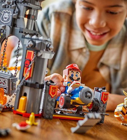 LEGO® Super Mario - Mario Kart Bowser's Castle 72039 - 1068 Dele