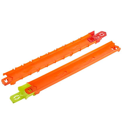Hot Wheels Track Pack + Track Creator Car