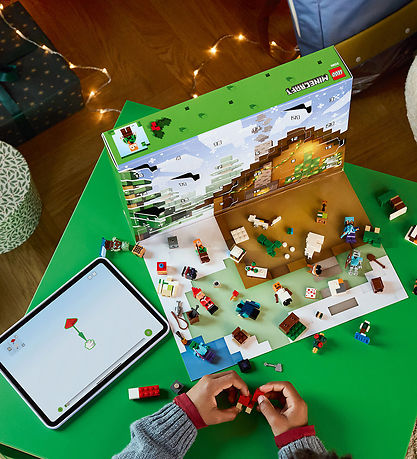 LEGO® Minecraft Julekalender - 21280 - 300 Dele