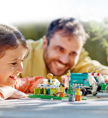LEGO City - Affaldssorteringsbil 60386 - 261 Dele