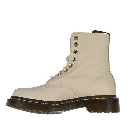 Dr. Martens Stvler - 1460 Pascal - Parchment Beige