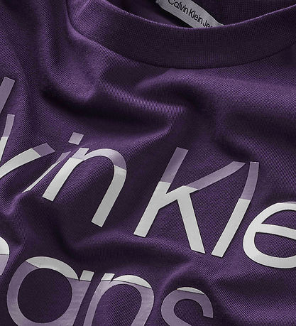 Calvin Klein Bluse - Hero Maxi Logo - Purple Velvet