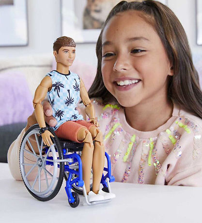Barbie Dukke - Fashionista - Ken Wheelchair