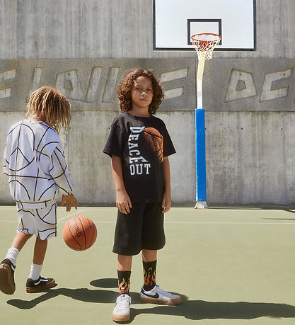 Molo T-shirt - Riley - Ember Basket