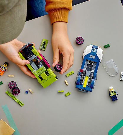LEGO® City - Biljagt Med Politi Og Muskelbil 60415 - 213 Dele