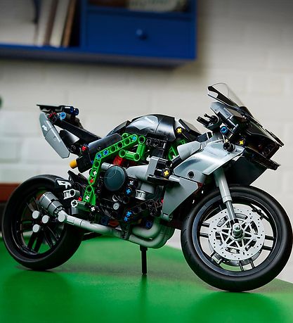 LEGO Technic - Kawasaki Ninja H2R-Motorcykel 42170 - 643 Dele