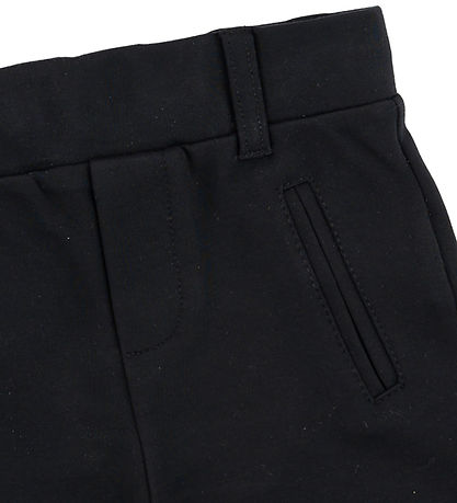 The New Shorts - TnSkowen - Black Beauty