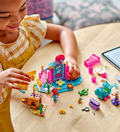 LEGO® Disney - Ariels Krystalhule 43254 - 141 Dele