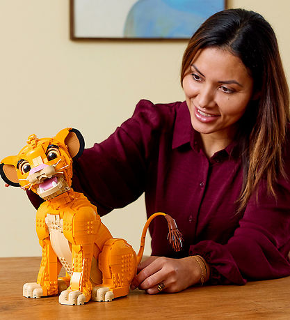 LEGO® Disney - Ung Simba - Løvernes Konge 43247 - 1445 Dele