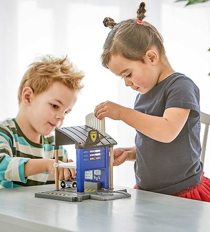 BRIO World Politistation 33813