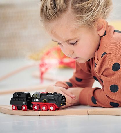 BRIO World Tog - 3 Dele - Battery-Operated Steaming Train 33884