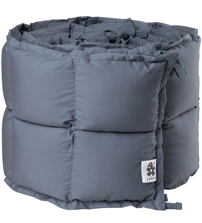 Sebra Sengerand – Kapok – 360×26 cm – Forest Lake Blue