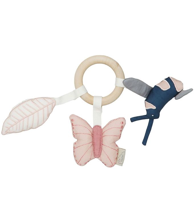Opdag glæden ved leg med Cam Cam Aktivitetsring - Flower Friends. Denne charmerende aktivitetsring stimulerer barnets sanser med farverige teksturer og spændende lyde. Den lette ring er perfekt til små hænder og motiverer til tidlig motorisk udvikling gennem leg. Med sine naturlige materialer og sit smukke design passer den ind i ethvert hjem. Giv dit barn en varm og inspirerende legeoplevelse med dette fantastiske produkt.

- Stimulerer sanser og motorik
- Farverige og spændende teksturer
- Designet til små hænder
- Naturlige materialer
- Smukt og stilrent udtryk
- Ideel gave til nyfødte og småbørn
