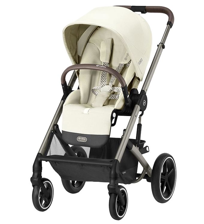 #3 - Cybex Balios S Lux Seashell Beige